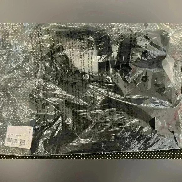 Lululemon 🍋-Free to be Elevated Bra - Picture 5 of 6